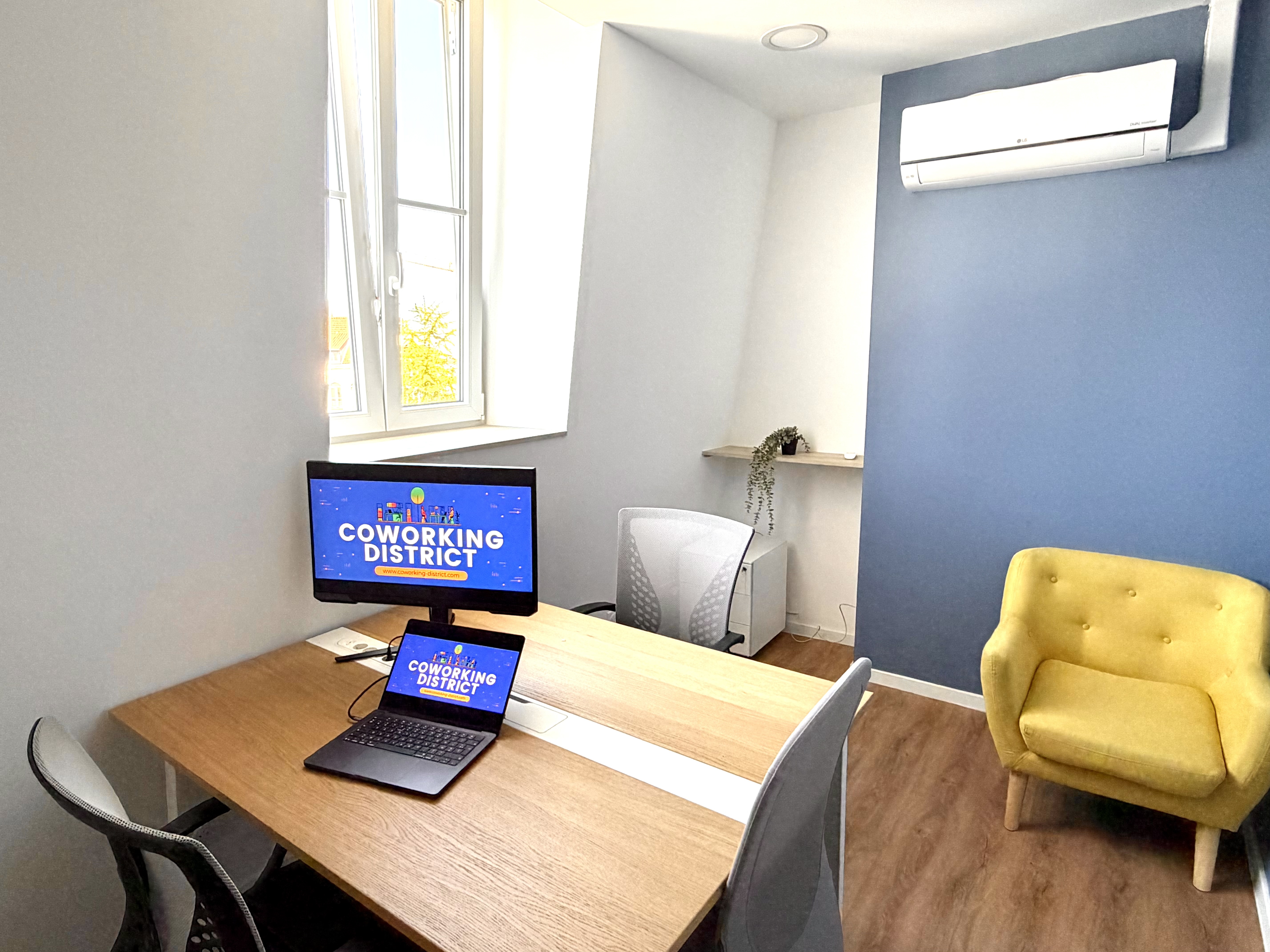 Bureau Focus - Espace de coworking moderne à Tourcoing